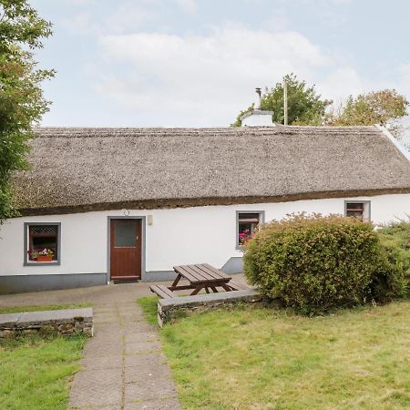 The Thatched Cottage Liscarney 外观 照片