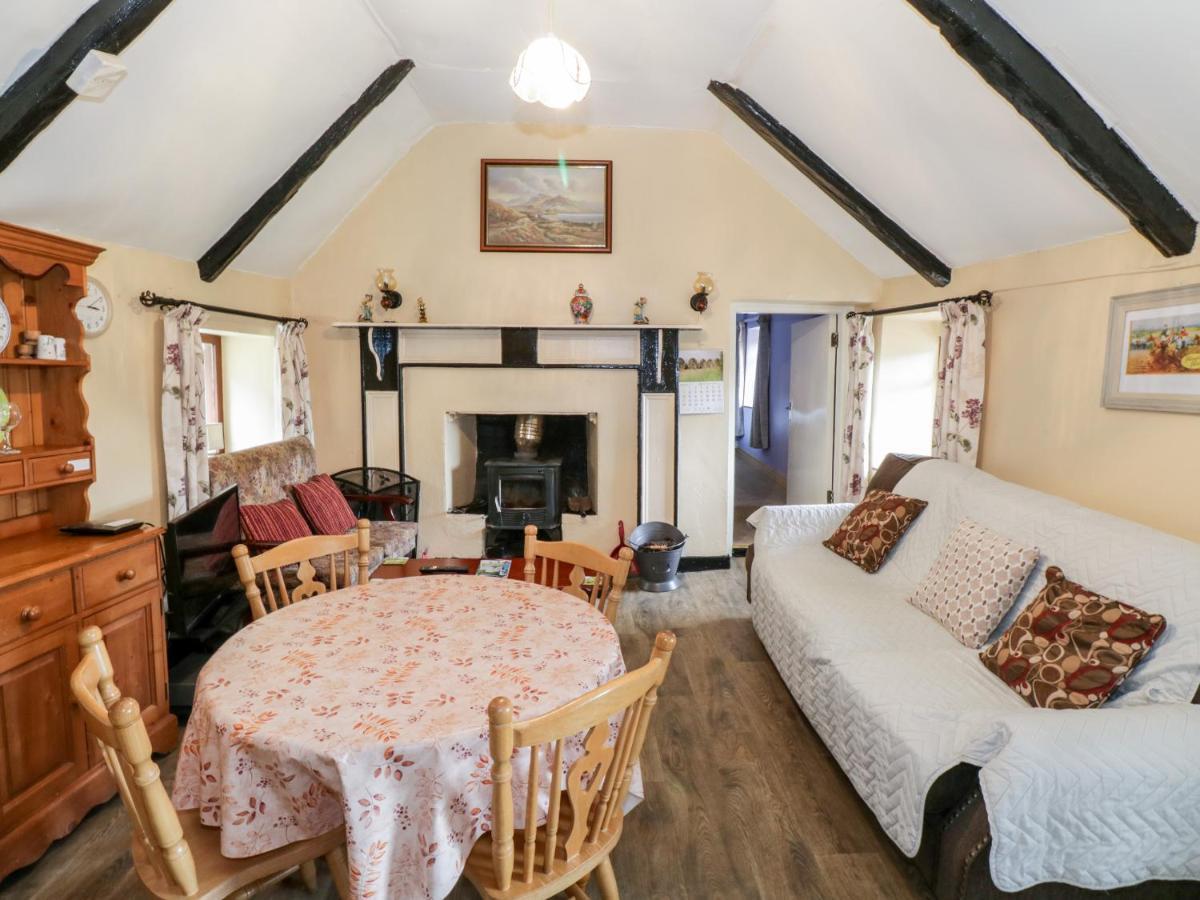 The Thatched Cottage Liscarney 外观 照片