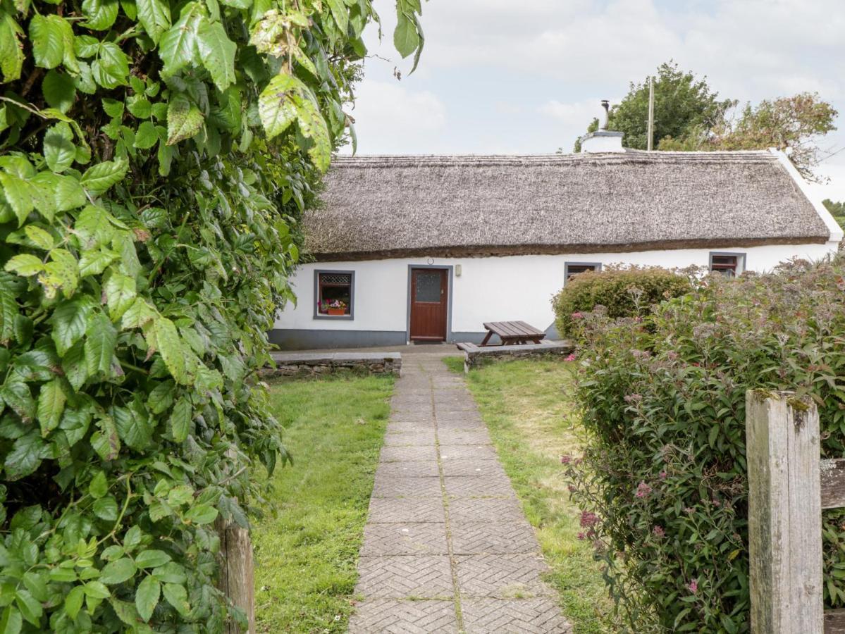 The Thatched Cottage Liscarney 外观 照片